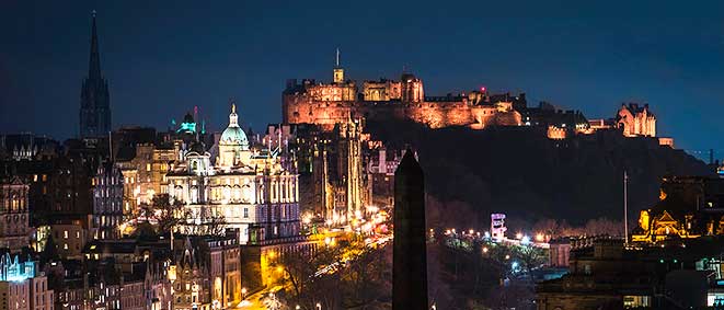 Photo of Edinburgh Castle at night